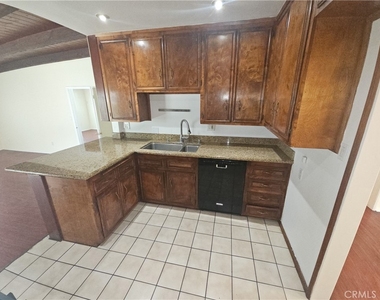 17501 Bullock - Photo Thumbnail 5