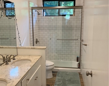 24735 Mulholland Highway - Photo Thumbnail 40