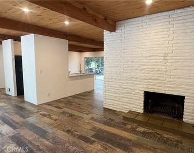 24735 Mulholland Highway - Photo Thumbnail 37