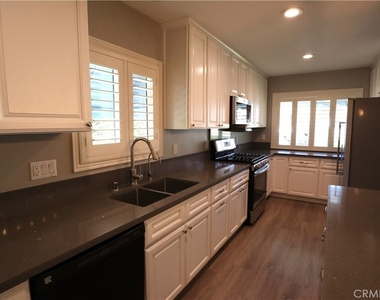 2174 Casa Grande Street - Photo Thumbnail 7