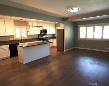 2174 Casa Grande Street - Photo Thumbnail 4