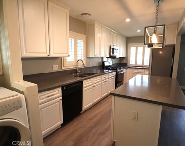 2174 Casa Grande Street - Photo Thumbnail 6