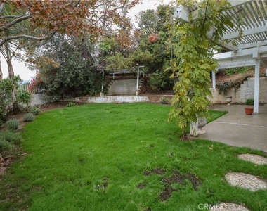 19235 Dunure Place - Photo Thumbnail 31