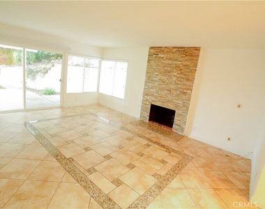 19235 Dunure Place - Photo Thumbnail 9