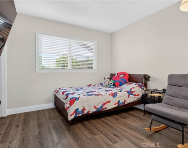 29716 Grandifloras - Photo Thumbnail 12