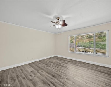 29716 Grandifloras - Photo Thumbnail 16