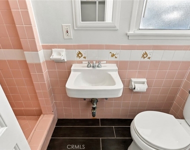 22939 Ocean Avenue - Photo Thumbnail 23