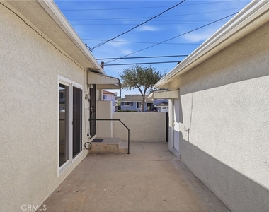 22939 Ocean Avenue - Photo Thumbnail 40