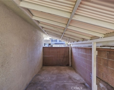 22939 Ocean Avenue - Photo Thumbnail 47