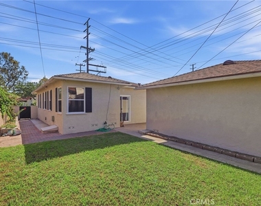 22939 Ocean Avenue - Photo Thumbnail 45