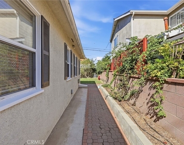 22939 Ocean Avenue - Photo Thumbnail 43