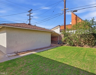 22939 Ocean Avenue - Photo Thumbnail 44