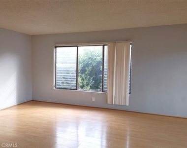 8829 Alcott Street - Photo Thumbnail 5