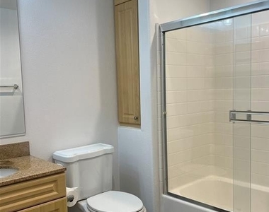 2418 Watermarke Place - Photo Thumbnail 5