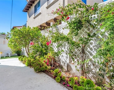 501 Ave B - Photo Thumbnail 15