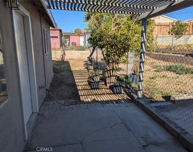 933 Carson - Photo Thumbnail 9