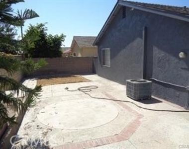 12416 Elgers Street - Photo Thumbnail 11