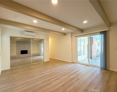 10172 Fern Avenue - Photo Thumbnail 17