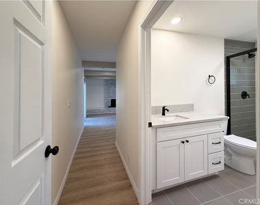 10172 Fern Avenue - Photo Thumbnail 13