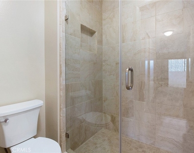 356 Mountain Court - Photo Thumbnail 14