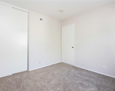 356 Mountain Court - Photo Thumbnail 16
