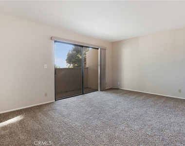 356 Mountain Court - Photo Thumbnail 11