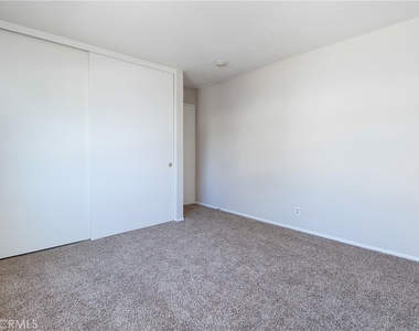 356 Mountain Court - Photo Thumbnail 18