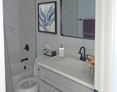 2532 Hauser - Photo Thumbnail 11