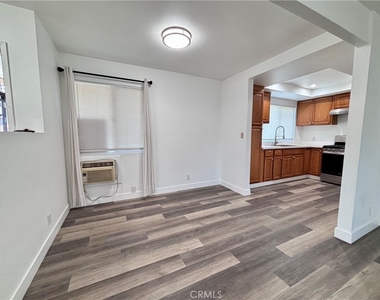 840 Anaheim - Photo Thumbnail 8