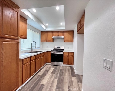 840 Anaheim - Photo Thumbnail 5