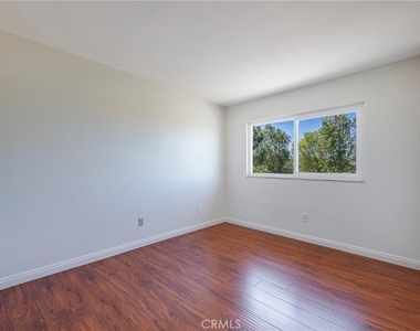 1604 Avenida Del Vista - Photo Thumbnail 35