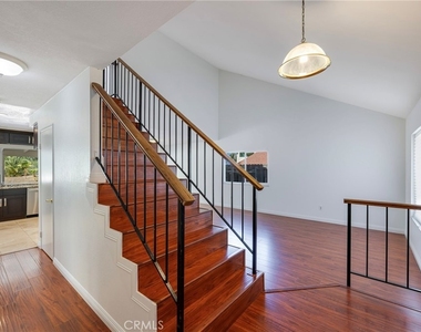 1604 Avenida Del Vista - Photo Thumbnail 11