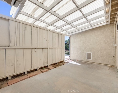 1604 Avenida Del Vista - Photo Thumbnail 27