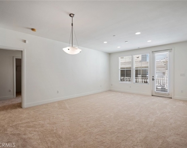 2349 Jefferson - Photo Thumbnail 8