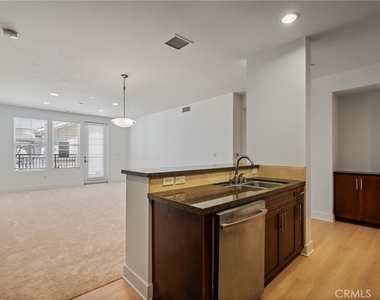 2349 Jefferson - Photo Thumbnail 6