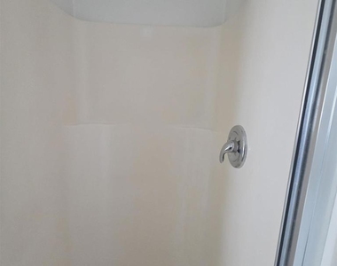 5928 Estelle Street - Photo Thumbnail 10