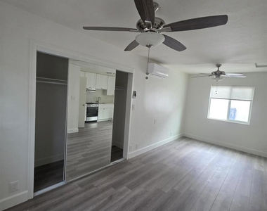 5928 Estelle Street - Photo Thumbnail 3