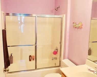 310 E Mccoy Lane - Photo Thumbnail 5
