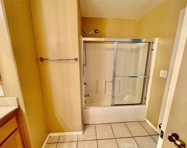 310 E Mccoy Lane - Photo Thumbnail 9