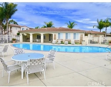 310 E Mccoy Lane - Photo Thumbnail 13