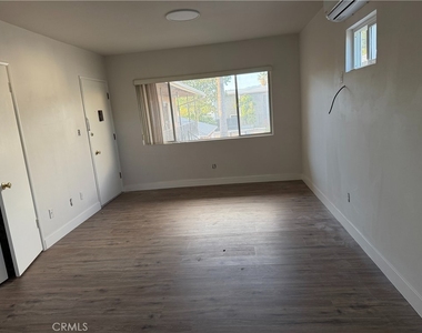 14154 Roscoe - Photo Thumbnail 9