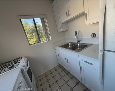14154 Roscoe - Photo Thumbnail 5