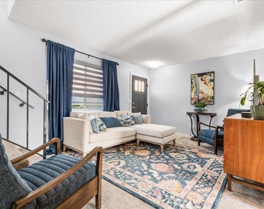 509 W Duarte Road - Photo Thumbnail 3