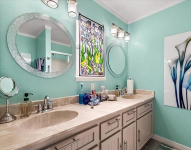 509 W Duarte Road - Photo Thumbnail 19