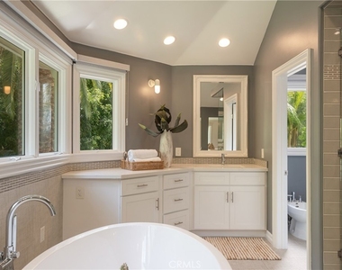 10711 Rockhurst Avenue - Photo Thumbnail 28