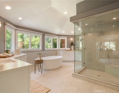 10711 Rockhurst Avenue - Photo Thumbnail 27