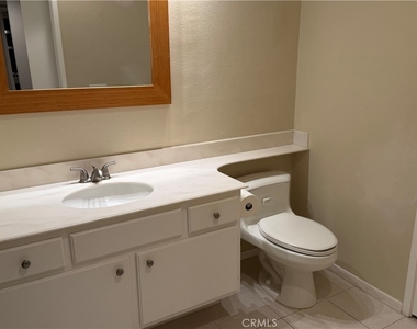 280 Cagney - Photo Thumbnail 6