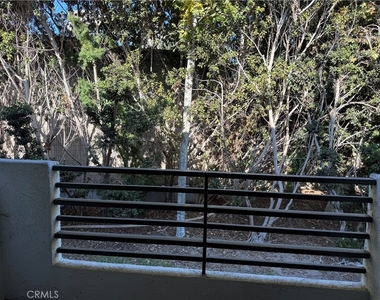 280 Cagney - Photo Thumbnail 3