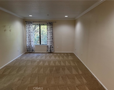 280 Cagney - Photo Thumbnail 10