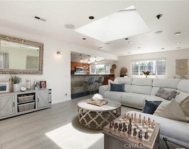 142 Liberty - Photo Thumbnail 7